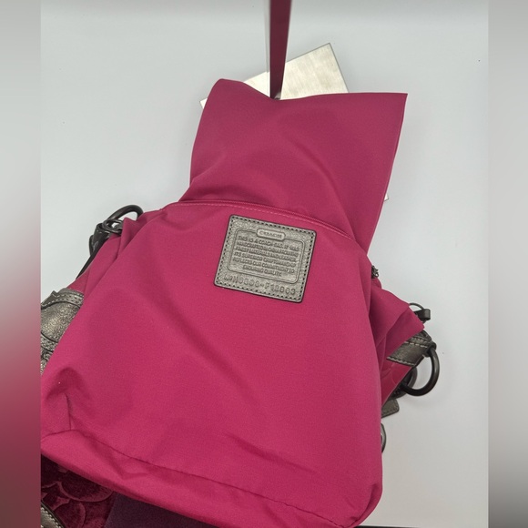 COACH HOLIDAY Grey/Pink Leather/Mixed Signature Patchwork Crossbody Purse EUC - Picture 10 of 17